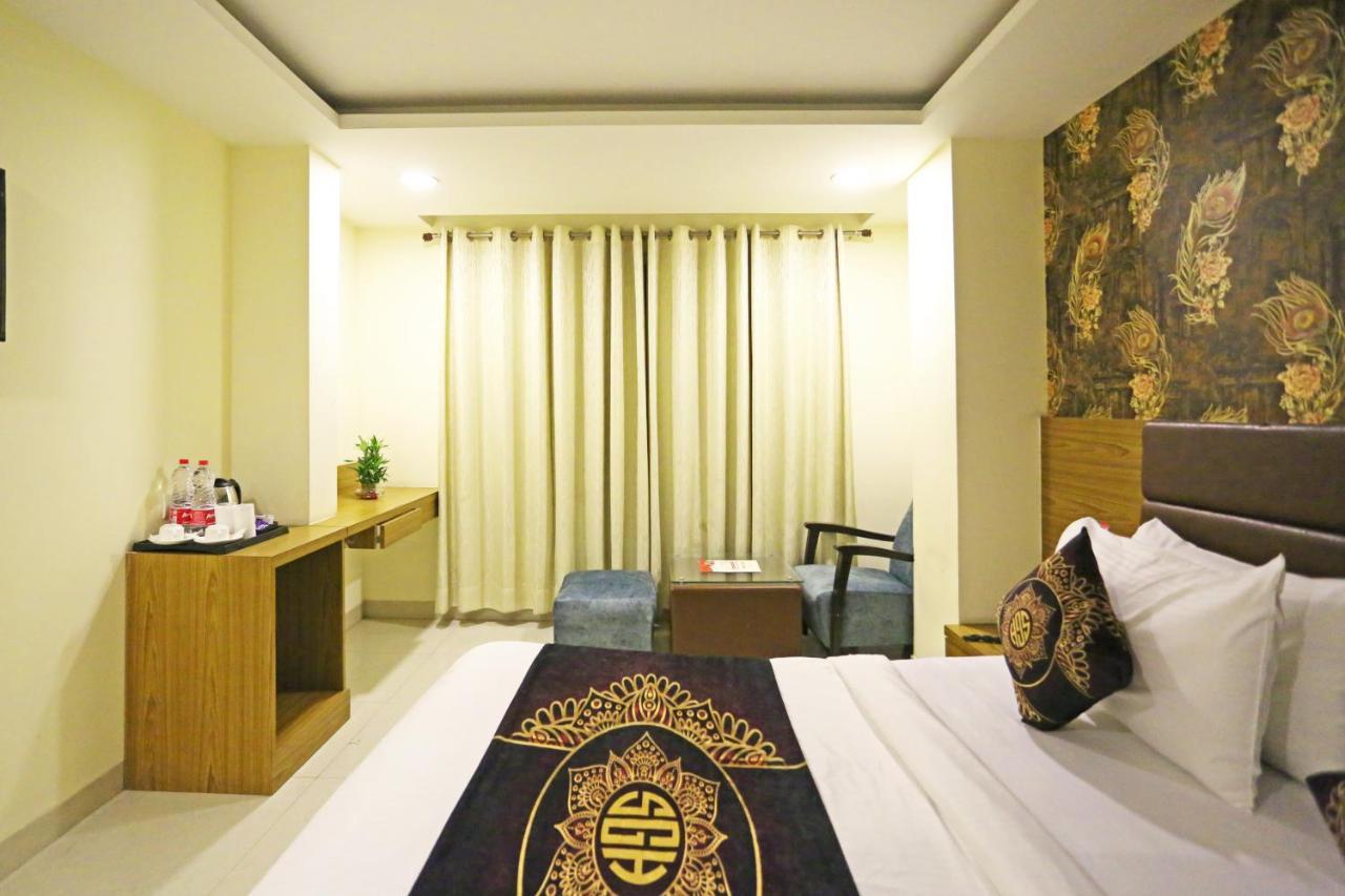 Hotel Grand Suites By D'Capitol Near Delhi Airport New Delhi Buitenkant foto
