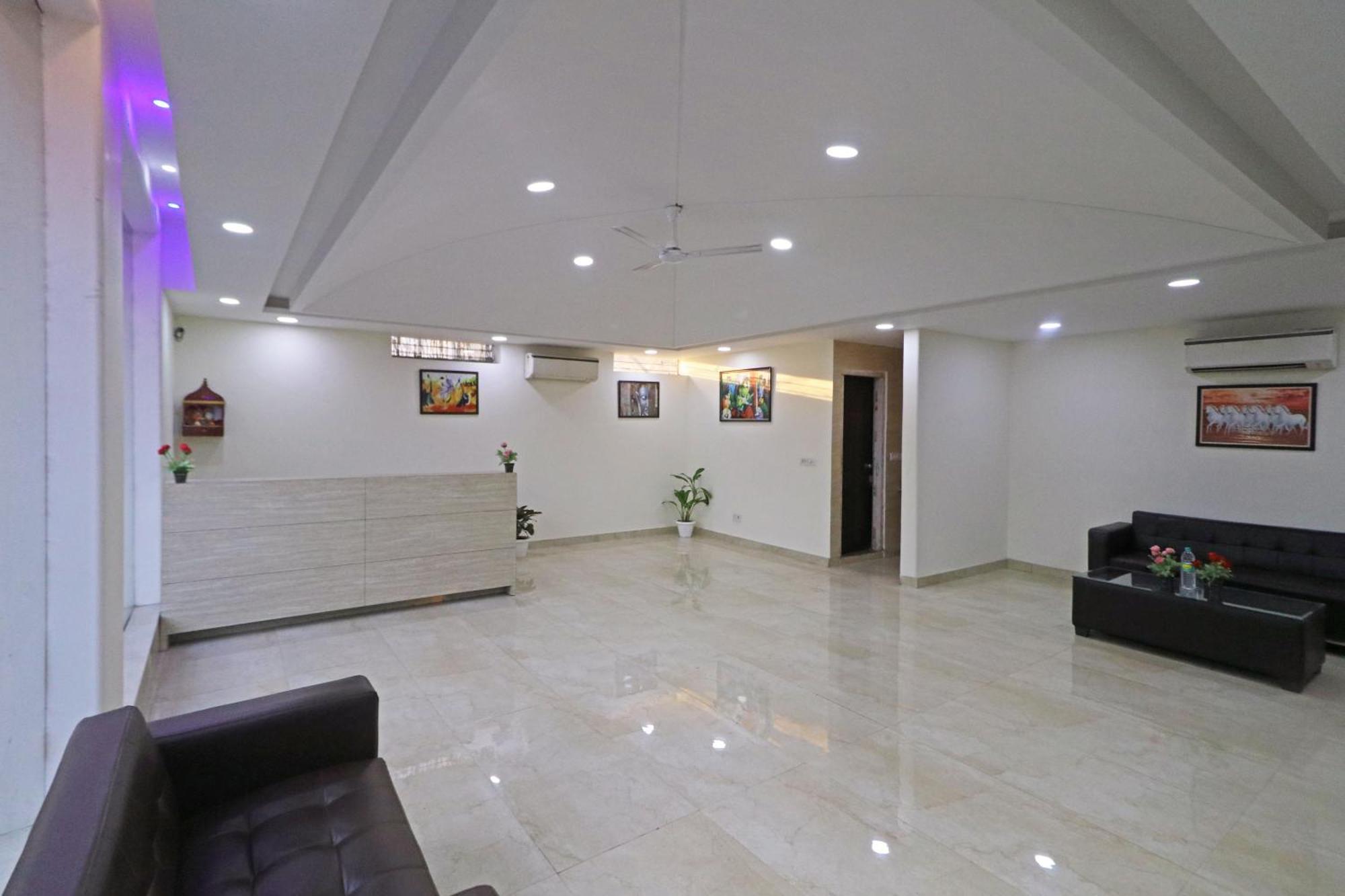 Hotel Grand Suites By D'Capitol Near Delhi Airport New Delhi Buitenkant foto