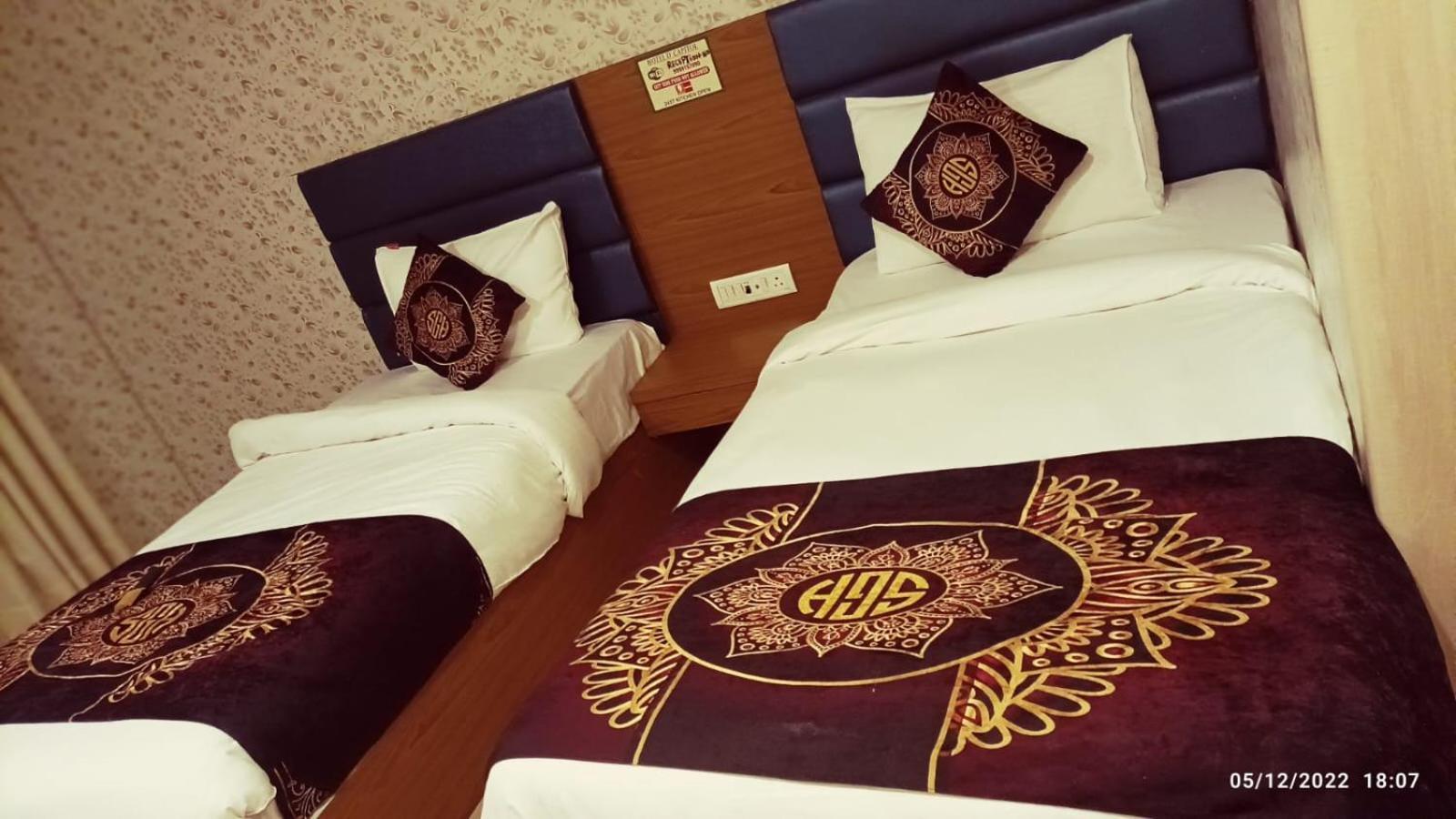 Hotel Grand Suites By D'Capitol Near Delhi Airport New Delhi Buitenkant foto