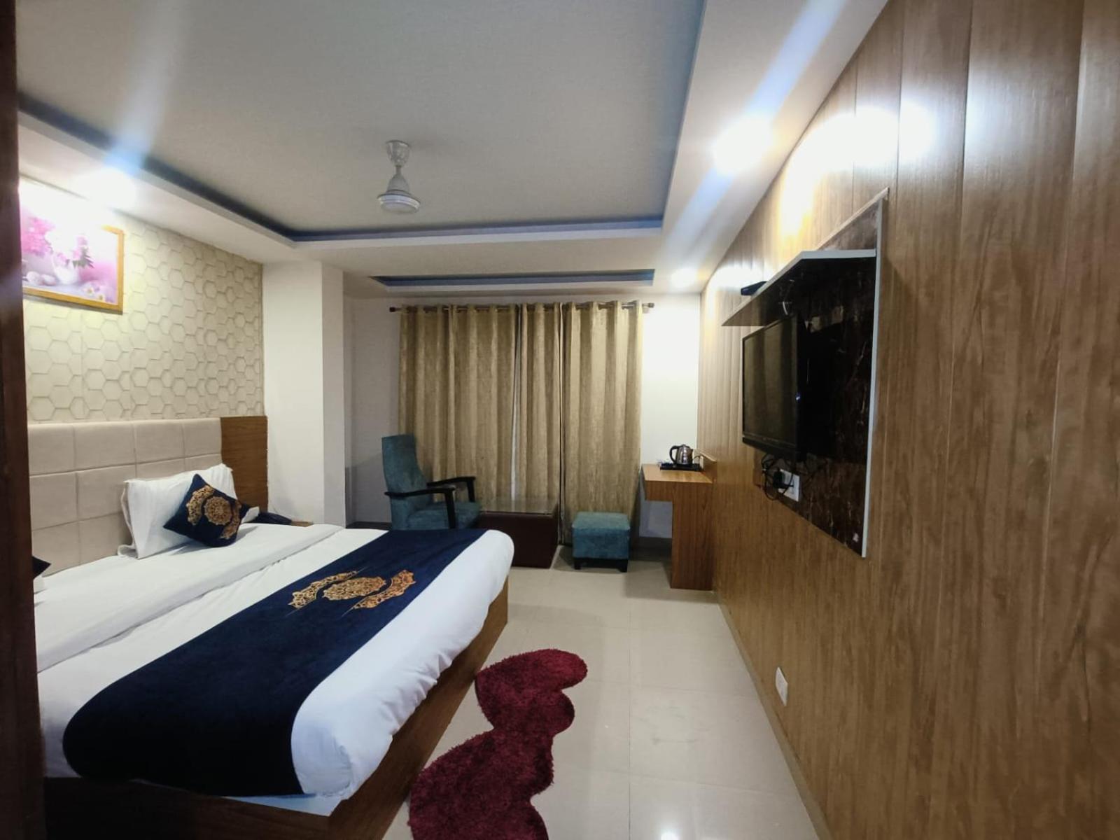Hotel Grand Suites By D'Capitol Near Delhi Airport New Delhi Buitenkant foto