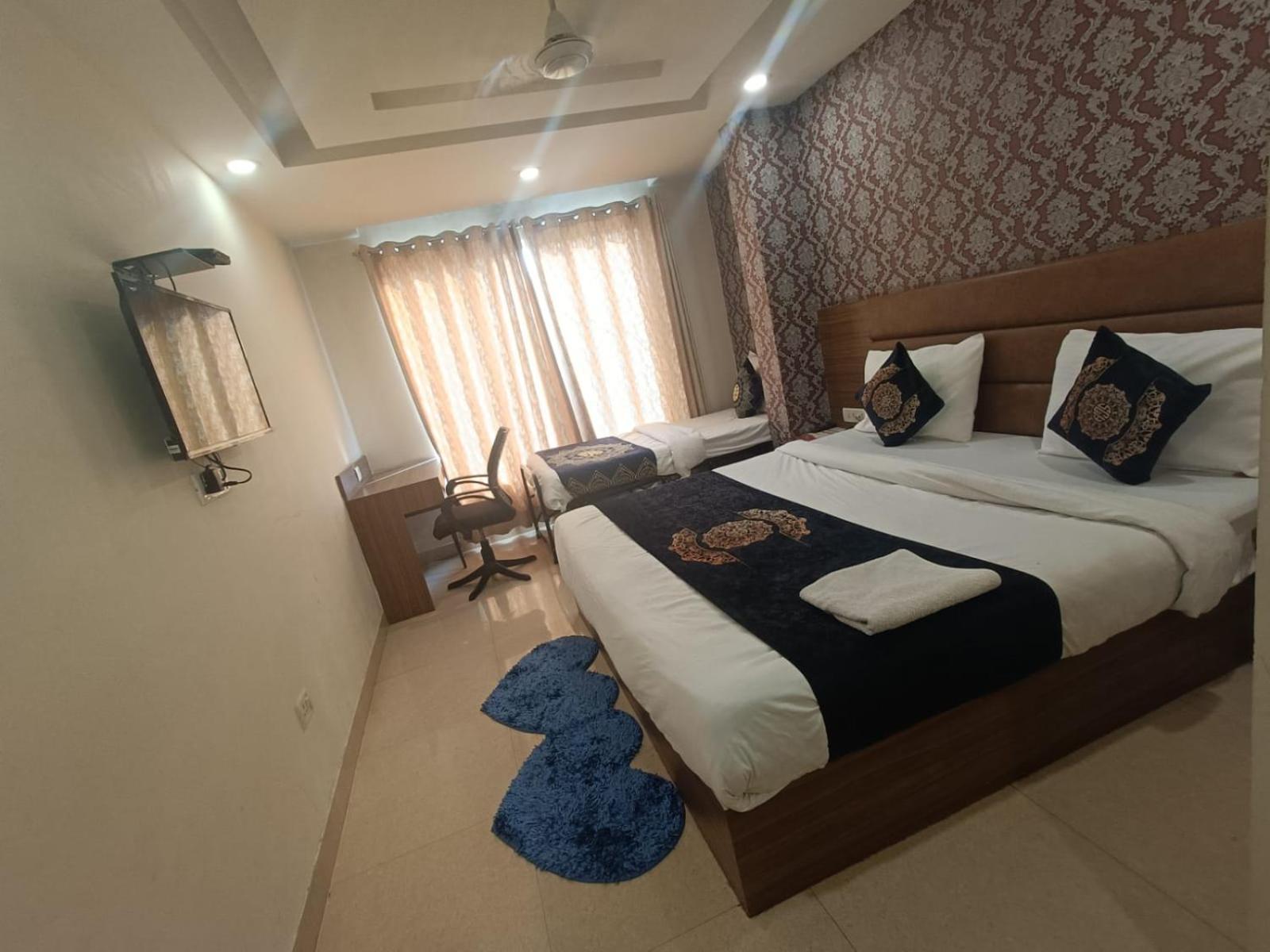 Hotel Grand Suites By D'Capitol Near Delhi Airport New Delhi Buitenkant foto