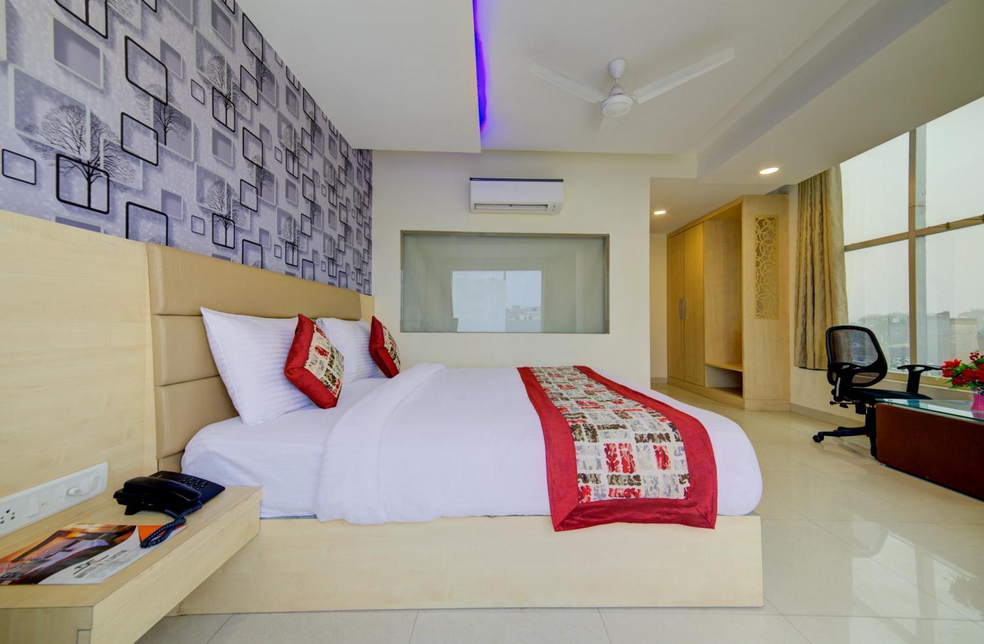 Hotel Grand Suites By D'Capitol Near Delhi Airport New Delhi Buitenkant foto