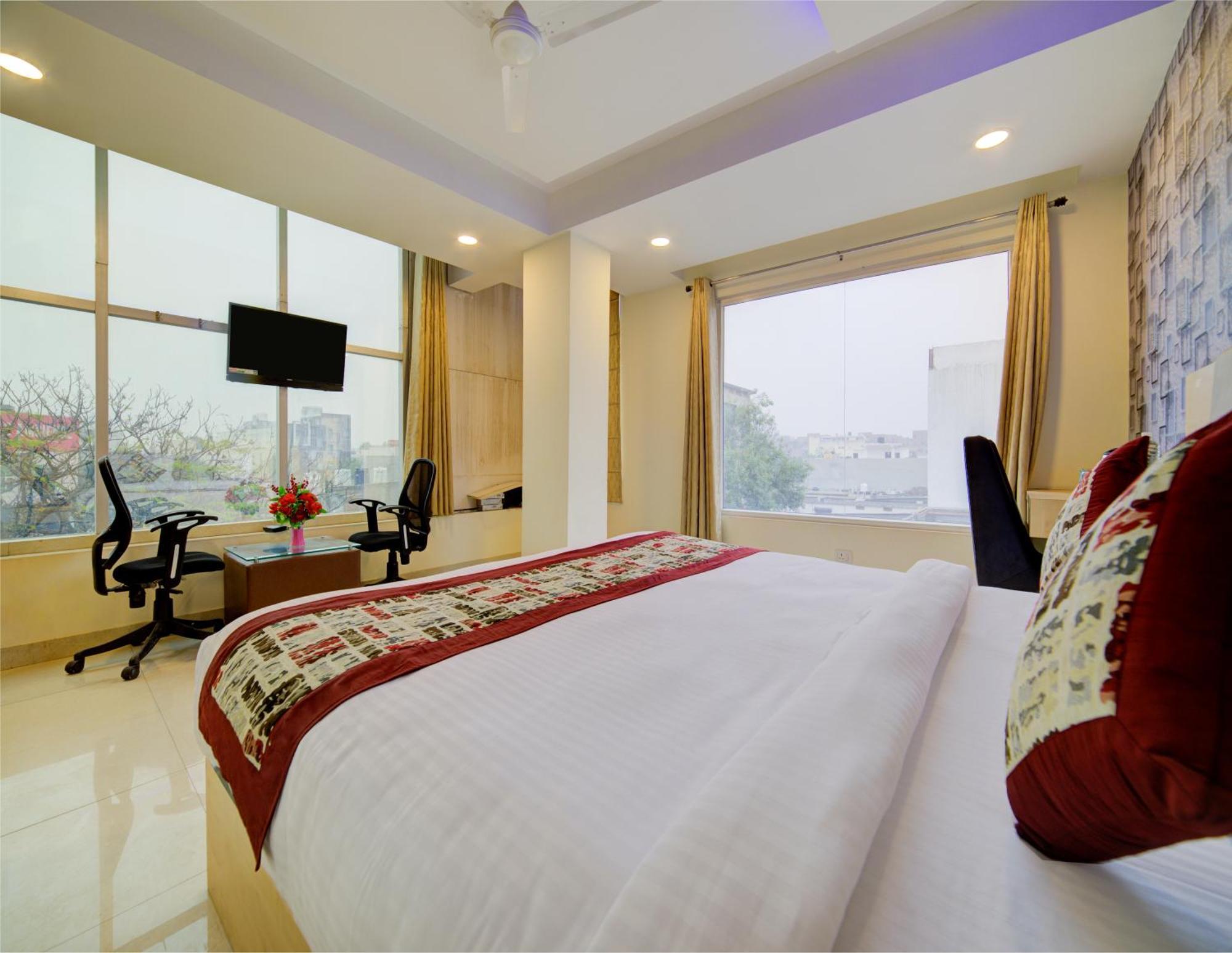 Hotel Grand Suites By D'Capitol Near Delhi Airport New Delhi Buitenkant foto