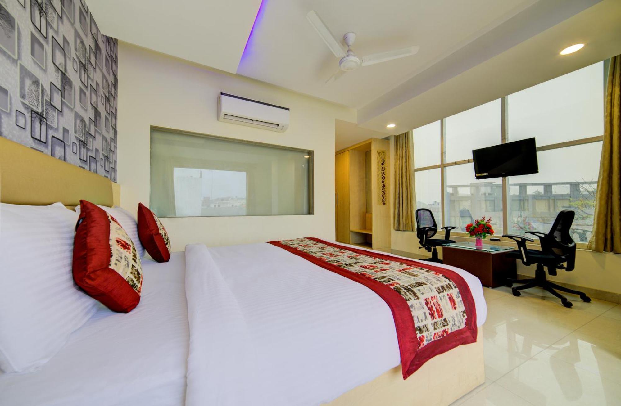 Hotel Grand Suites By D'Capitol Near Delhi Airport New Delhi Buitenkant foto