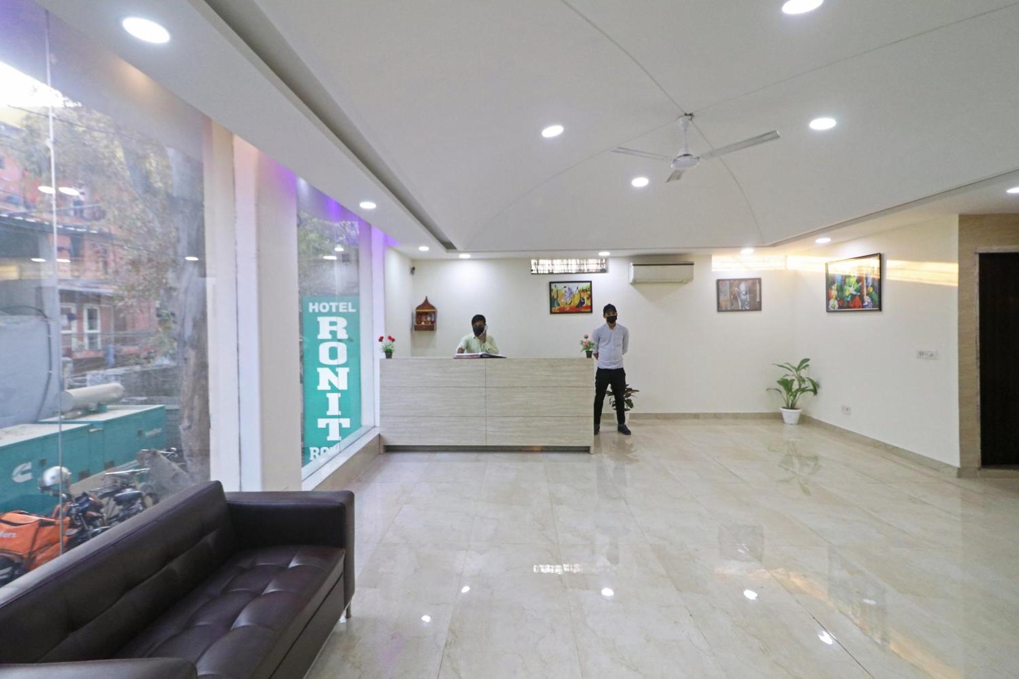 Hotel Grand Suites By D'Capitol Near Delhi Airport New Delhi Buitenkant foto