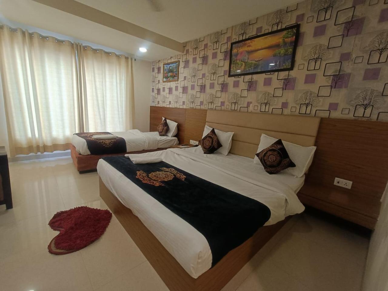 Hotel Grand Suites By D'Capitol Near Delhi Airport New Delhi Buitenkant foto